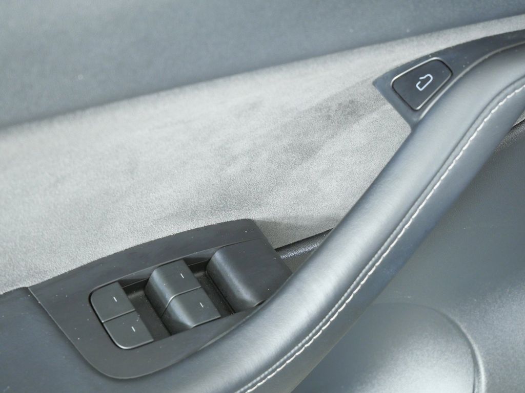 Thumbnail: 2021 Tesla Model Y - 36