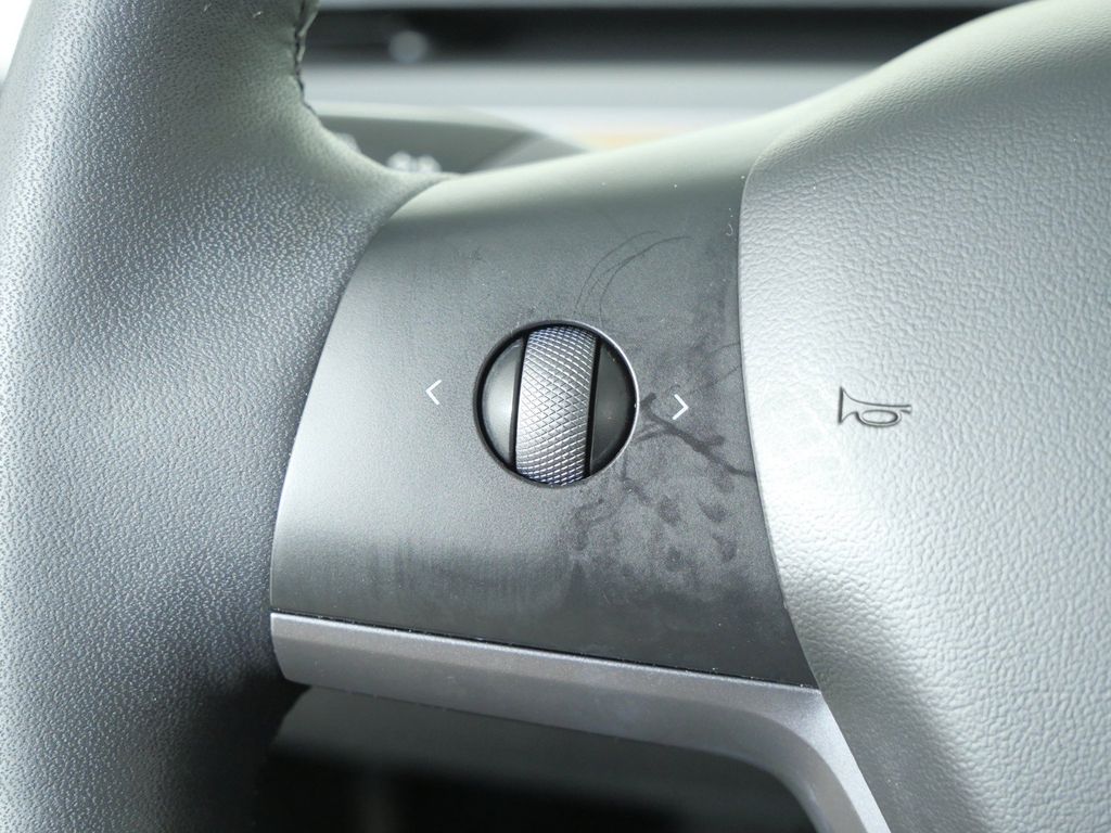 Thumbnail: 2021 Tesla Model Y - 39