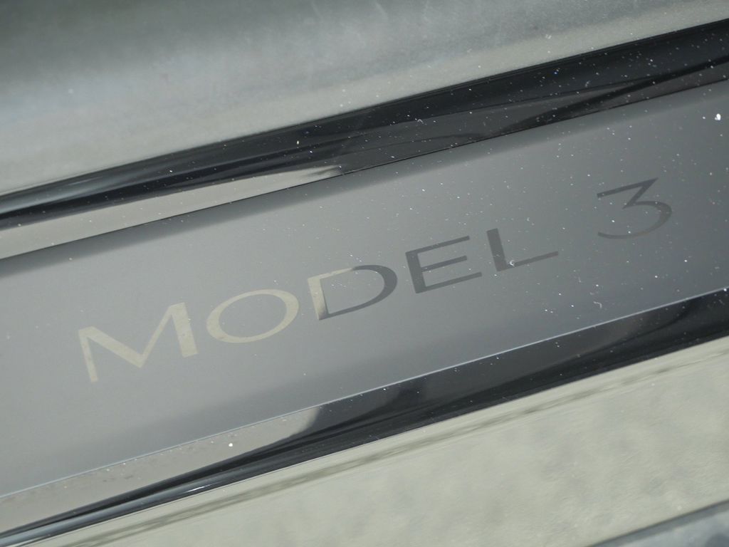 Thumbnail: 2021 Tesla Model Y - 26