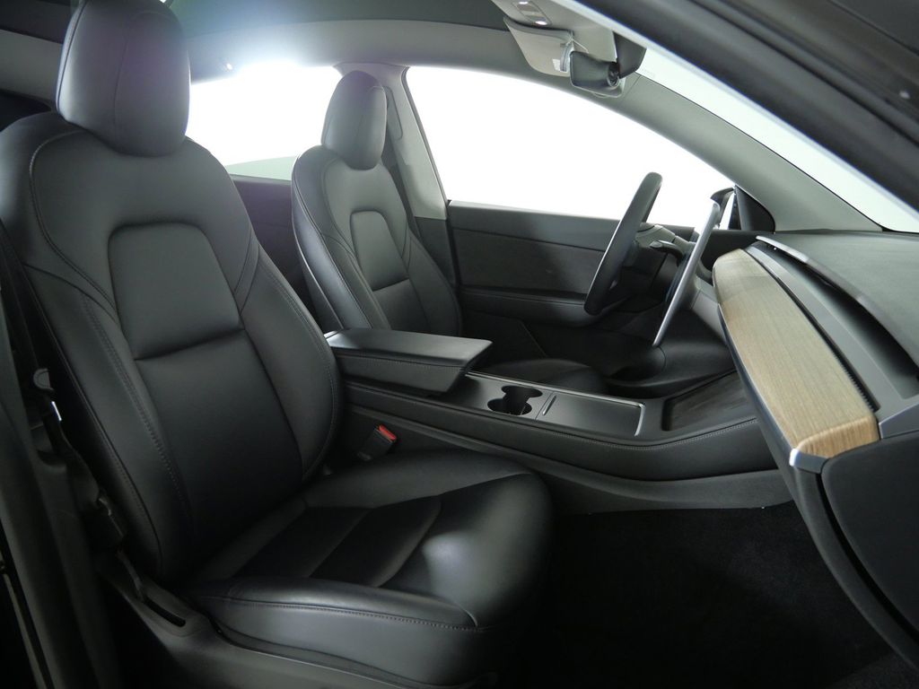Thumbnail: 2021 Tesla Model Y - 9