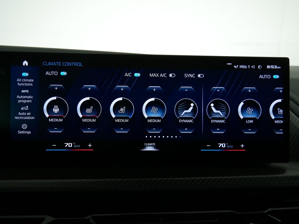 2023 BMW XM  42