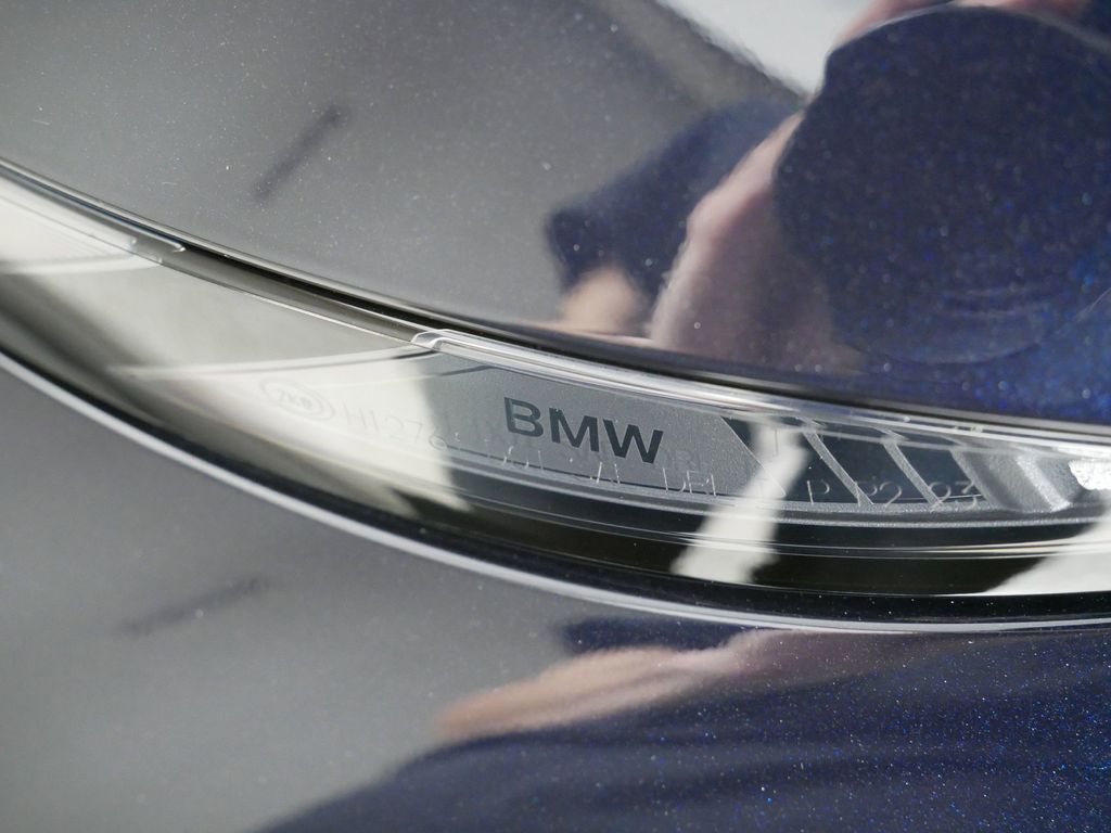 2023 BMW XM  26