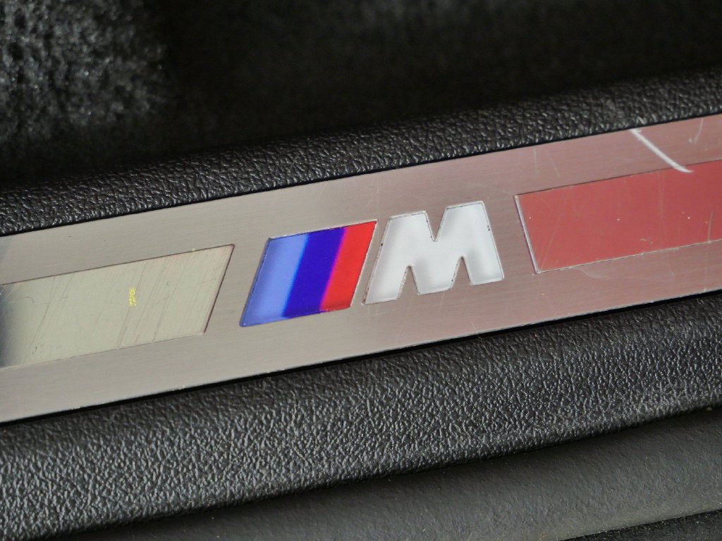 Thumbnail: 2023 BMW XM - 29