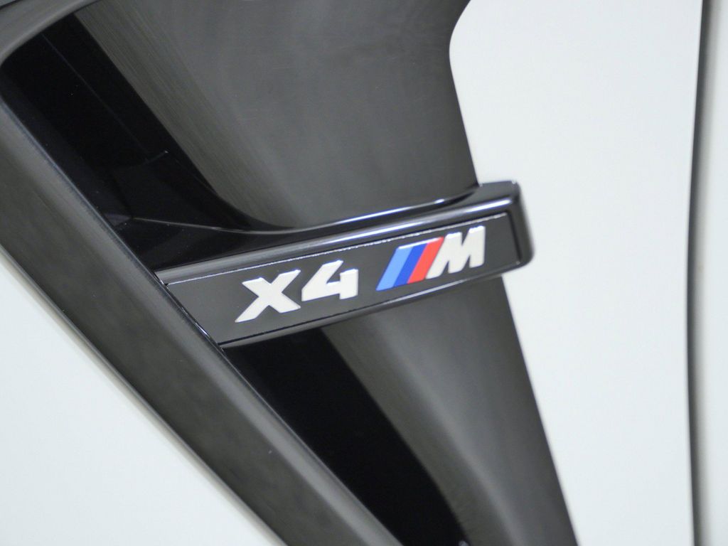 Thumbnail: 2024 BMW X4 - 24