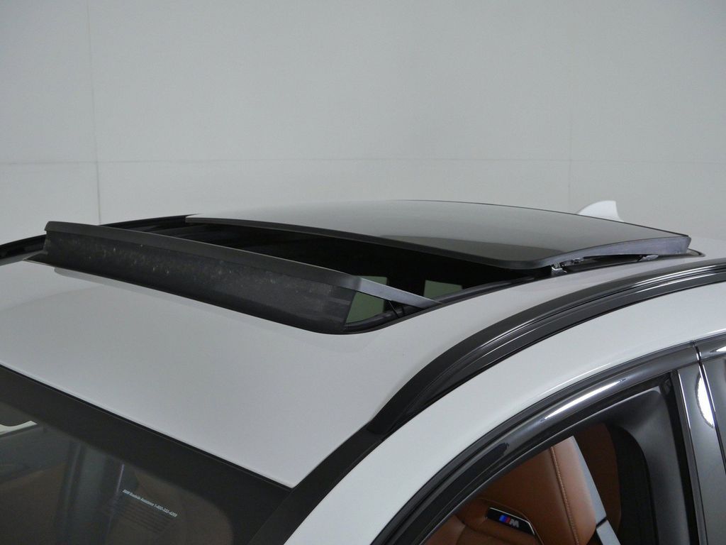 Thumbnail: 2024 BMW X4 - 26