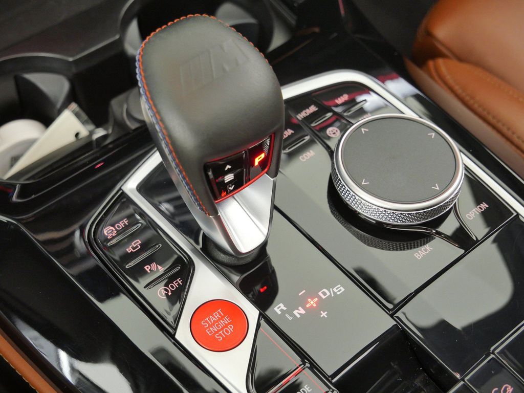 Thumbnail: 2024 BMW X4 - 12
