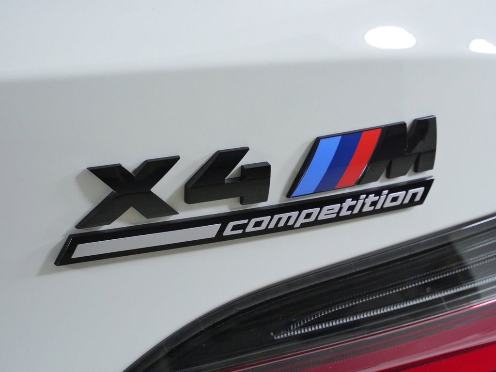 Thumbnail: 2024 BMW X4 - 23