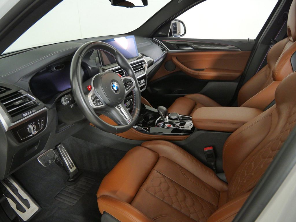 Thumbnail: 2024 BMW X4 - 38