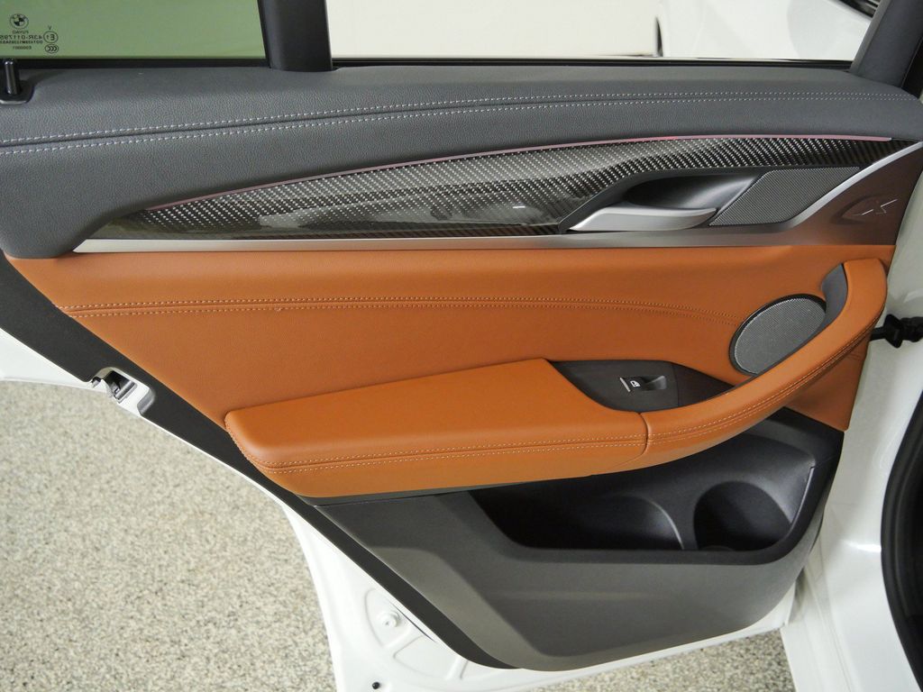 Thumbnail: 2024 BMW X4 - 34