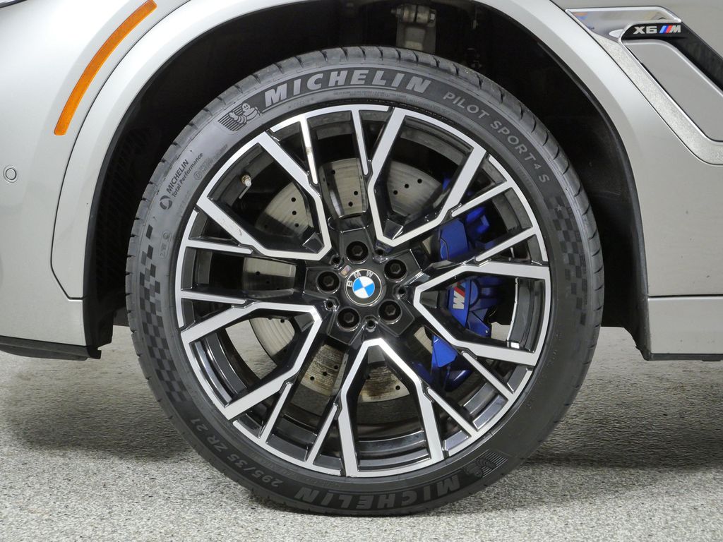 Thumbnail: 2021 BMW X6 - 24