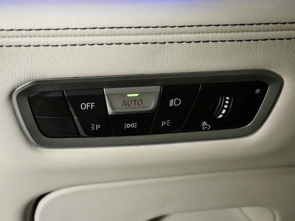 Thumbnail: 2023 BMW X5 - 43