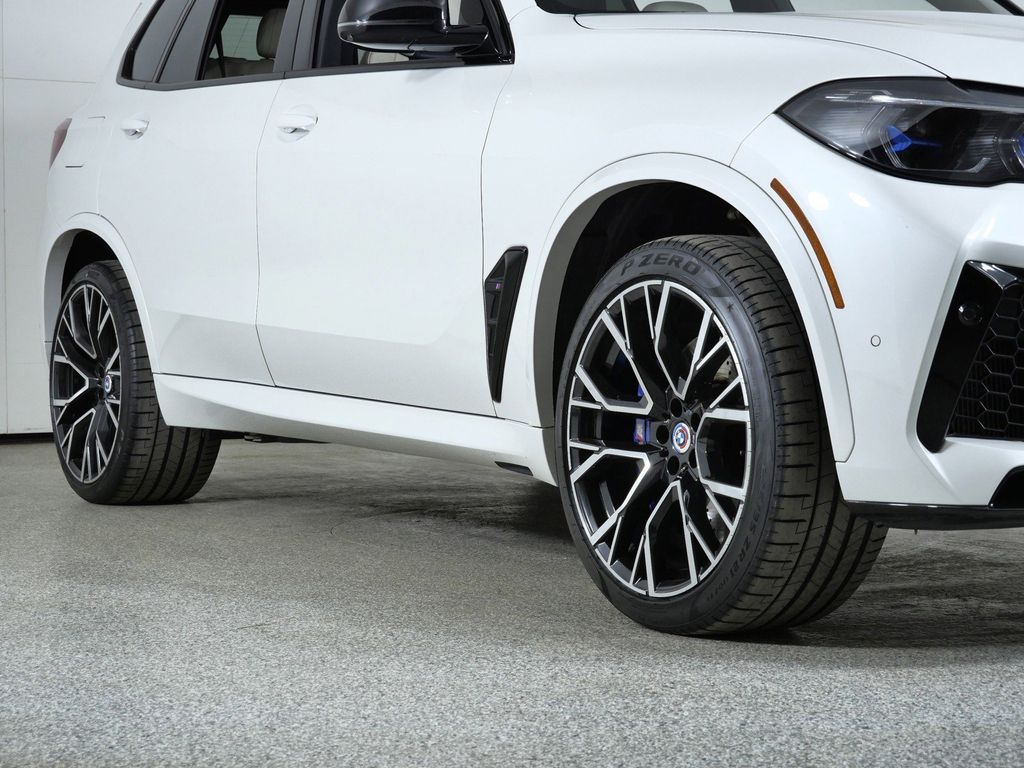 Thumbnail: 2023 BMW X5 - 8