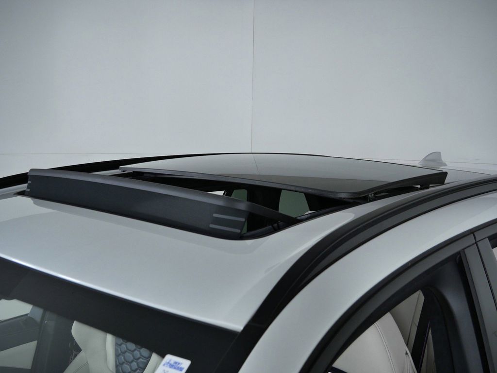 Thumbnail: 2023 BMW X5 - 27