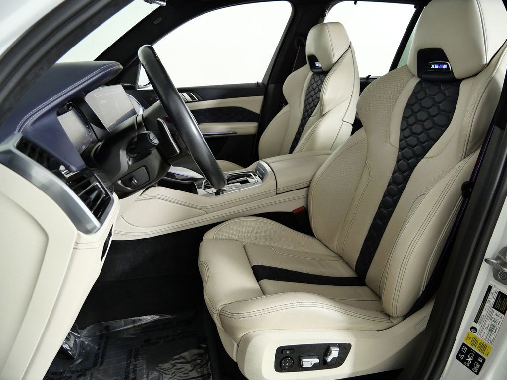 Thumbnail: 2023 BMW X5 - 39