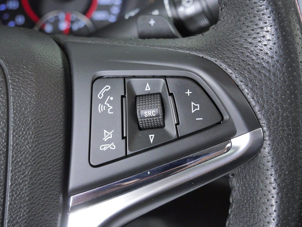 Thumbnail: 2016 Chevrolet  - 43