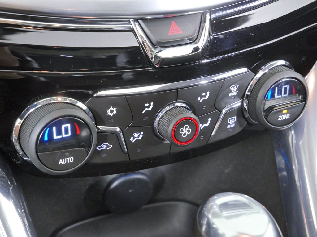 Thumbnail: 2016 Chevrolet  - 45