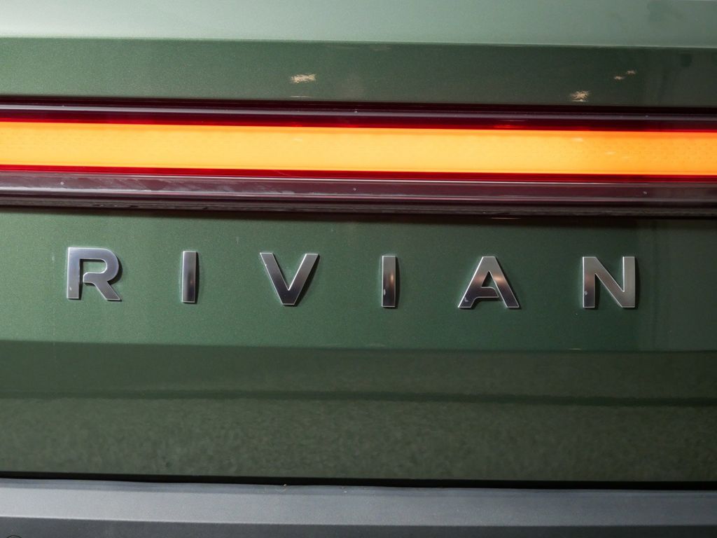 2022 Rivian R1T Adventure 20