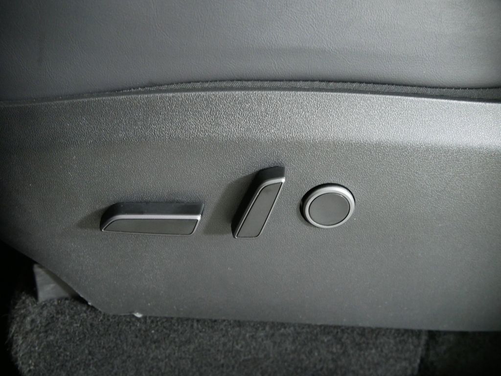 2023 Tesla Model Y Long Range 35