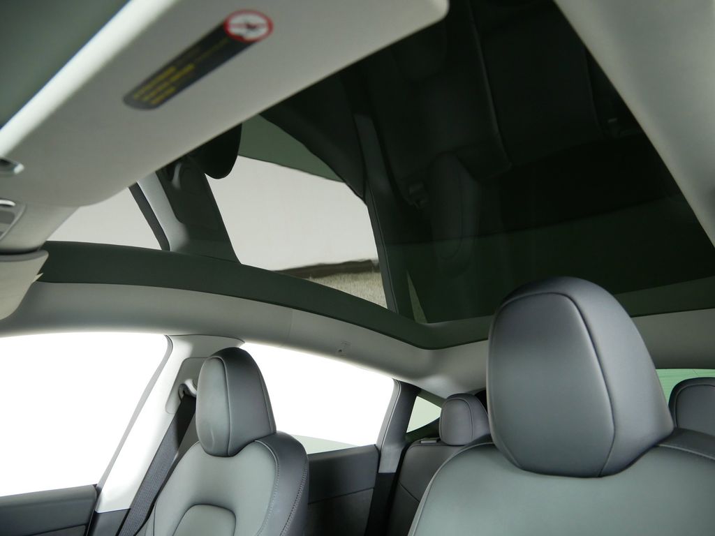 2023 Tesla Model Y Long Range 26