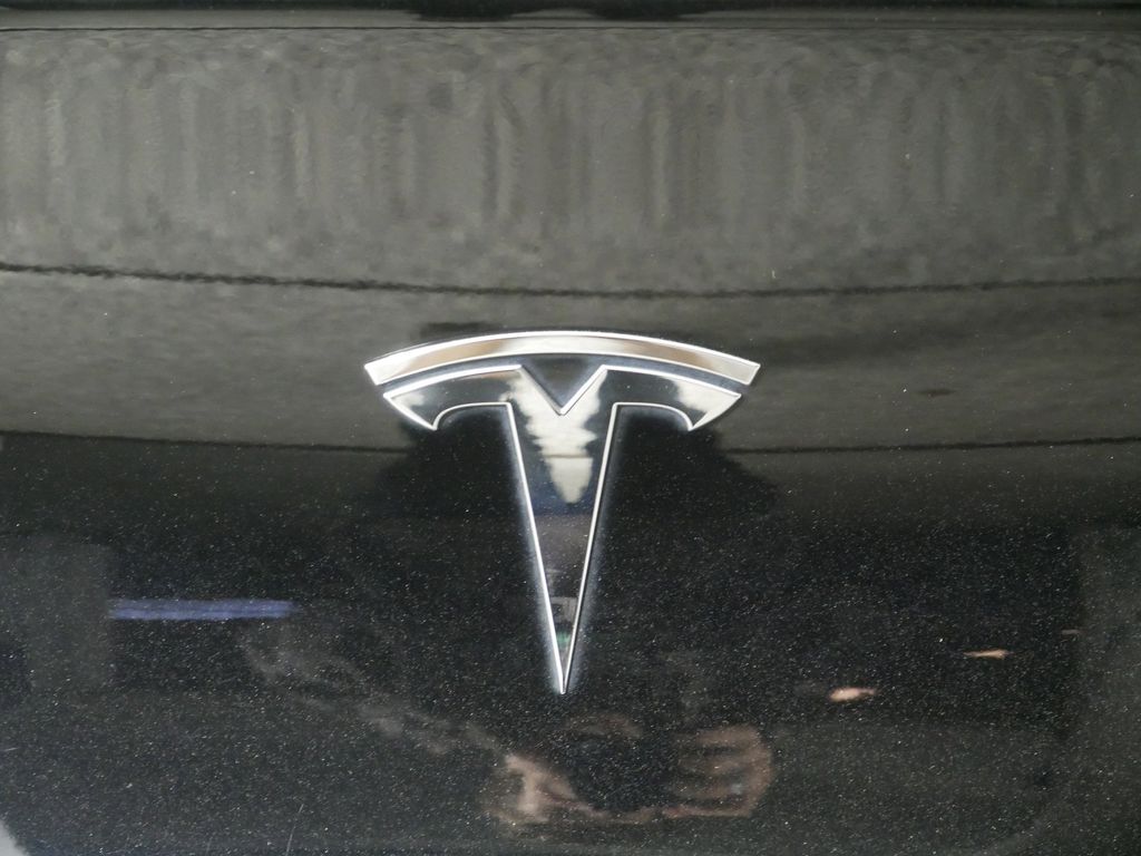 2023 Tesla Model Y Long Range 7