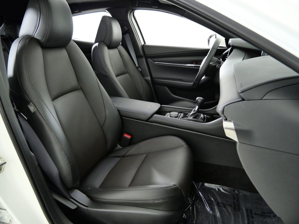 Thumbnail: 2025 Mazda Mazda3 - 9