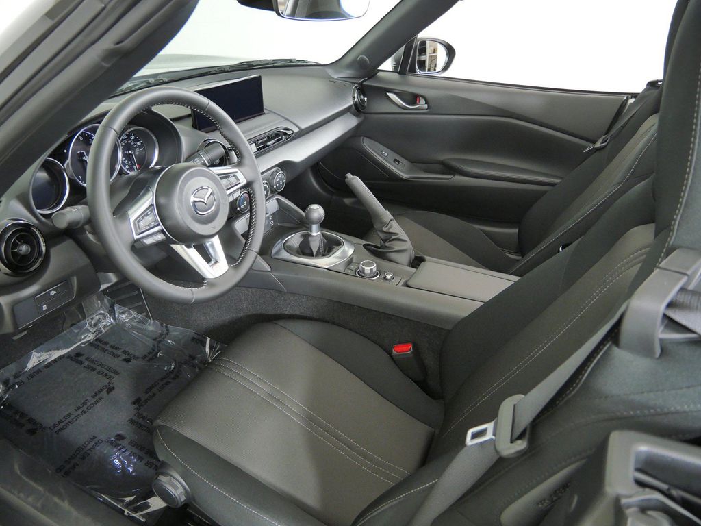 Thumbnail: 2026 Mazda MX-5 Miata - 30