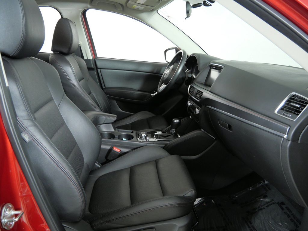 Thumbnail: 2016 Mazda CX-5 - 9