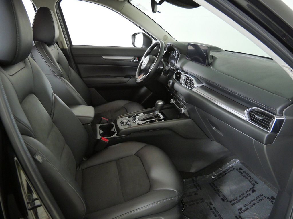 Thumbnail: 2021 Mazda CX-5 - 10