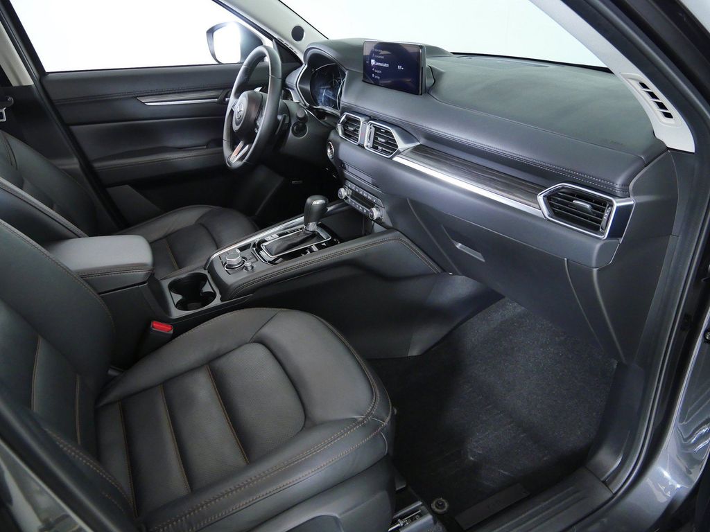 Thumbnail: 2022 Mazda CX-5 - 9