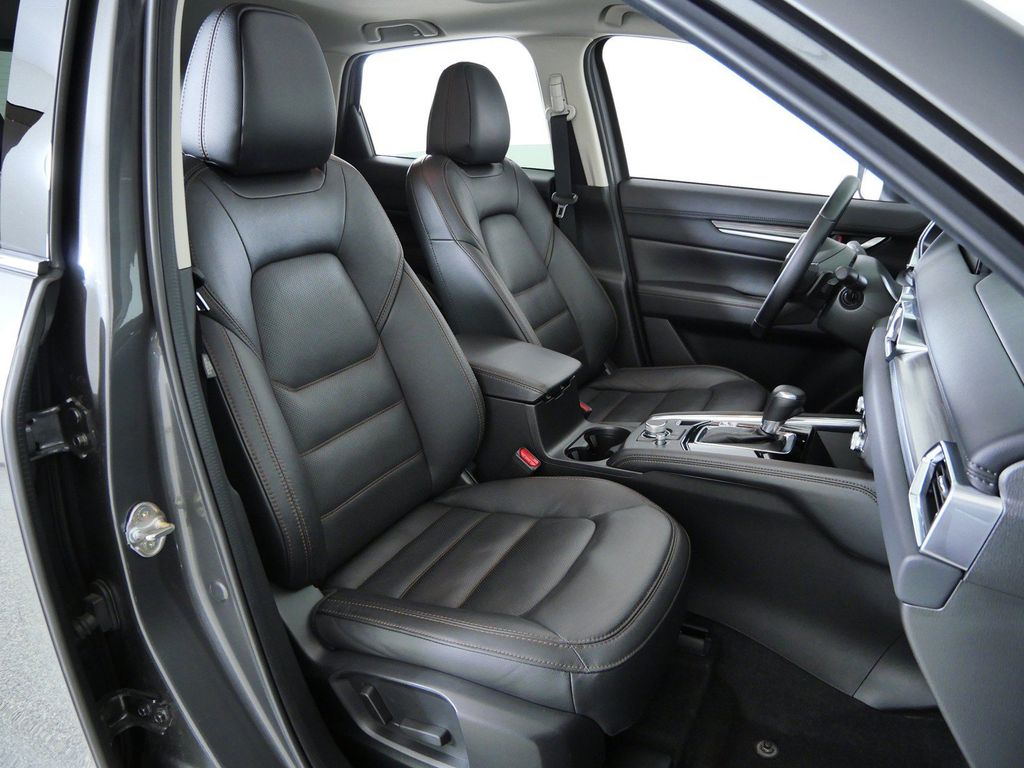 Thumbnail: 2022 Mazda CX-5 - 10