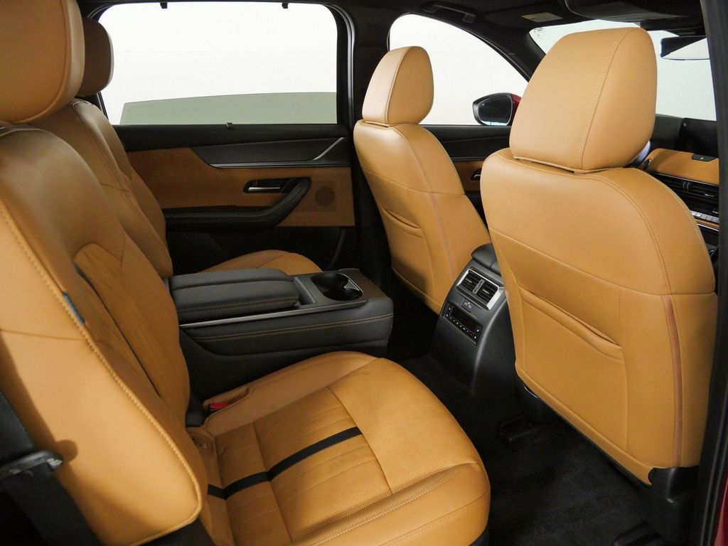 Thumbnail: 2024 Mazda CX-90 - 11