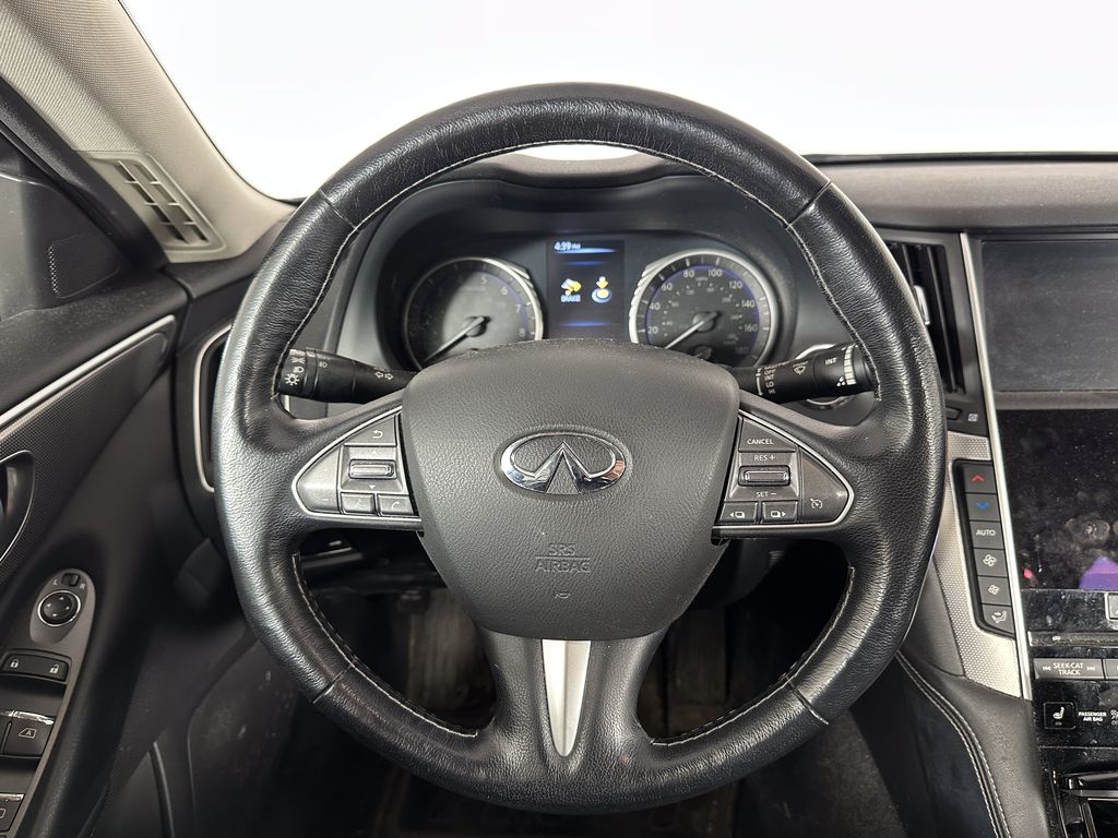 Thumbnail: 2015 INFINITI Q50 - 2