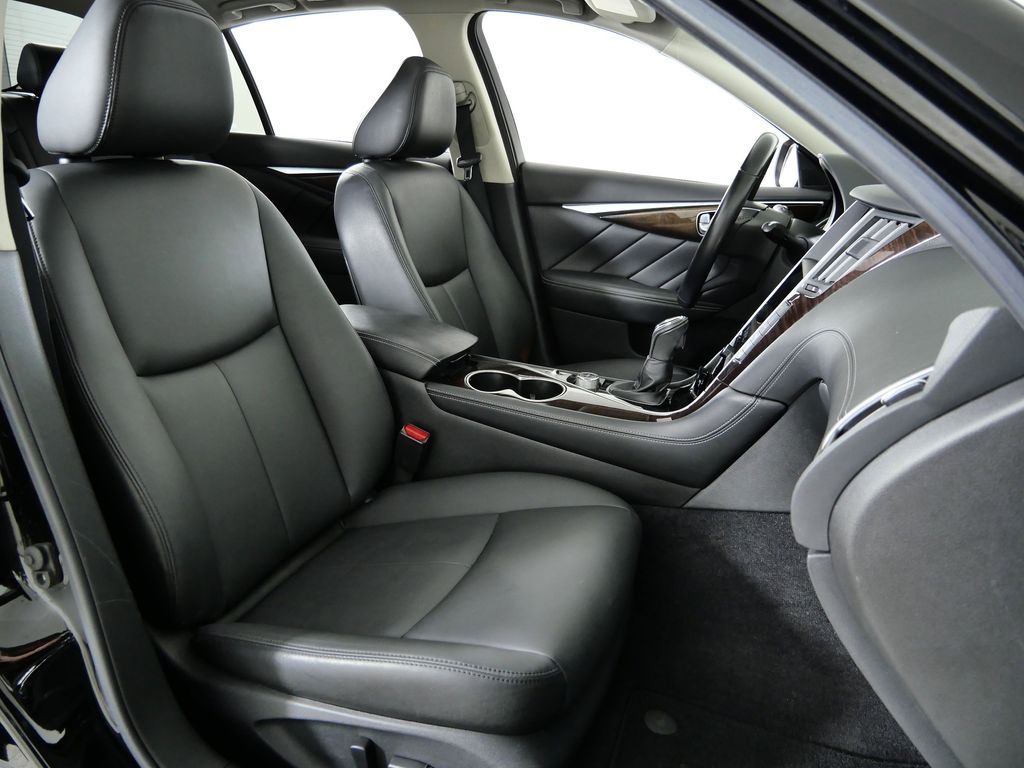 Thumbnail: 2018 INFINITI Q50 - 9