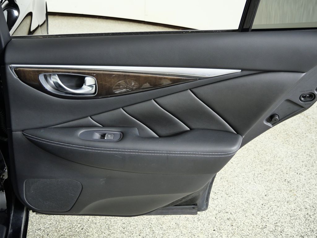 Thumbnail: 2018 INFINITI Q50 - 30