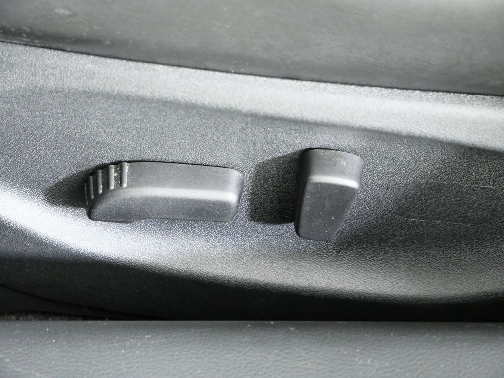 Thumbnail: 2018 INFINITI Q50 - 39