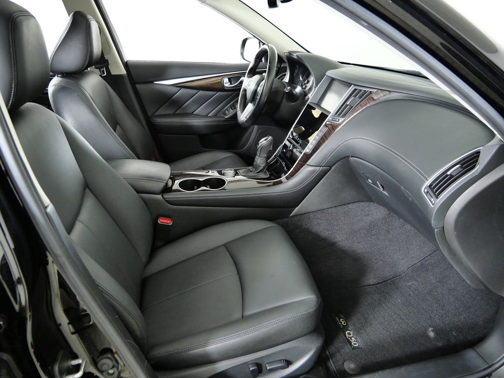 Thumbnail: 2018 INFINITI Q50 - 8