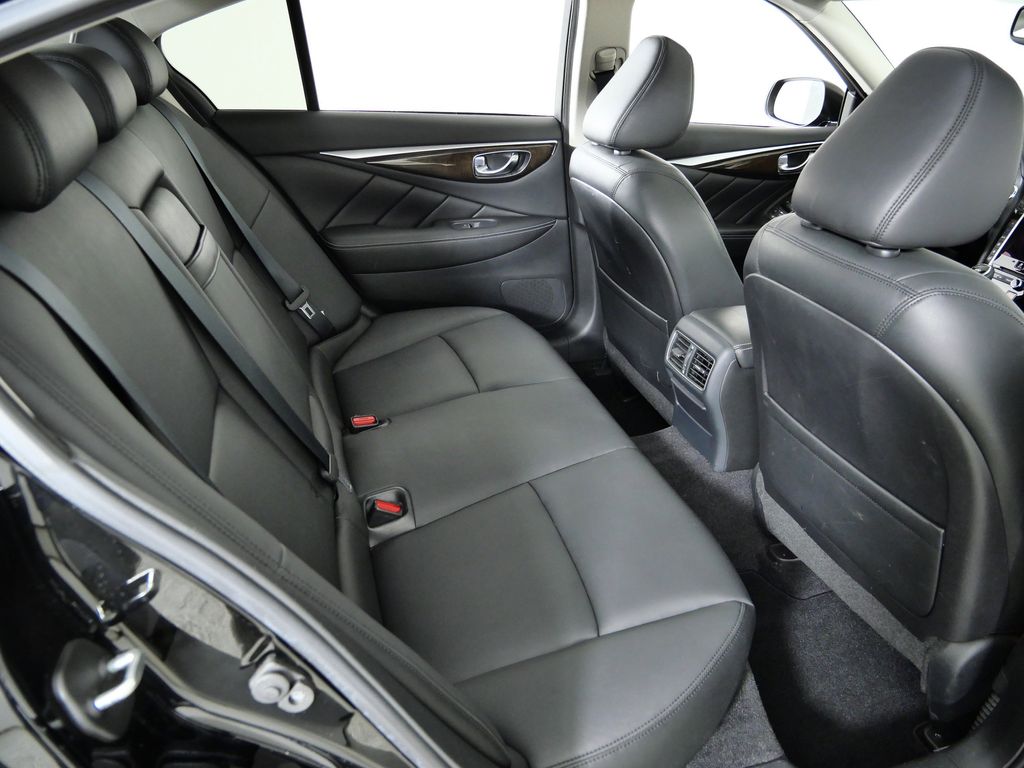 Thumbnail: 2018 INFINITI Q50 - 10