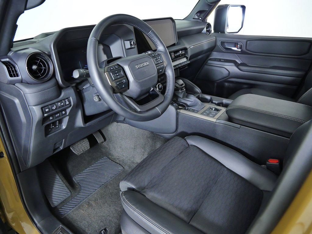 Thumbnail: 2025 Toyota Land Cruiser - 13