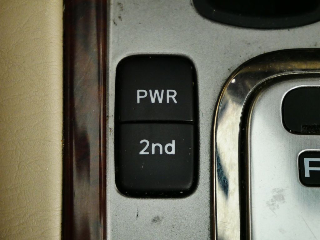 Thumbnail: 2004 Toyota Land Cruiser - 42