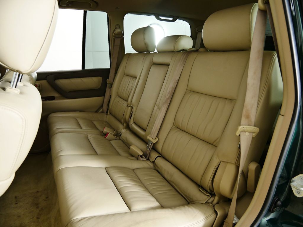 Thumbnail: 2004 Toyota Land Cruiser - 32