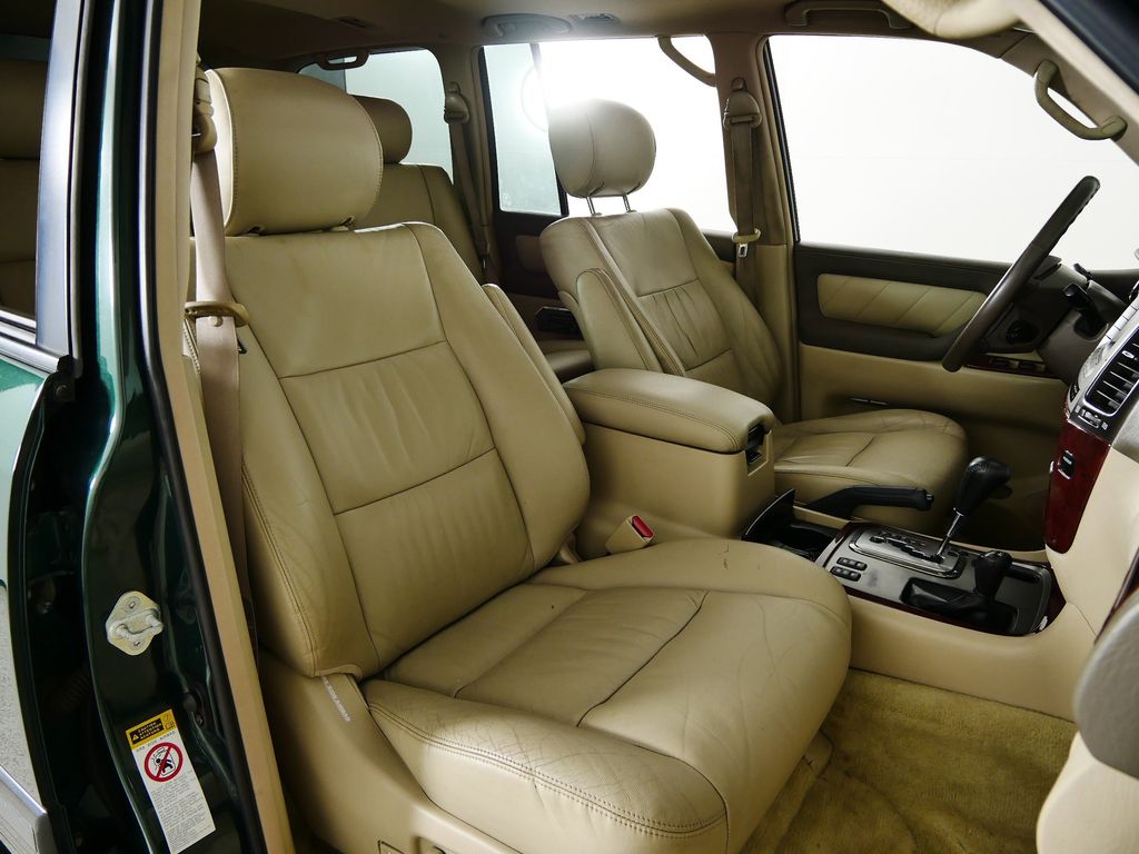 Thumbnail: 2004 Toyota Land Cruiser - 11
