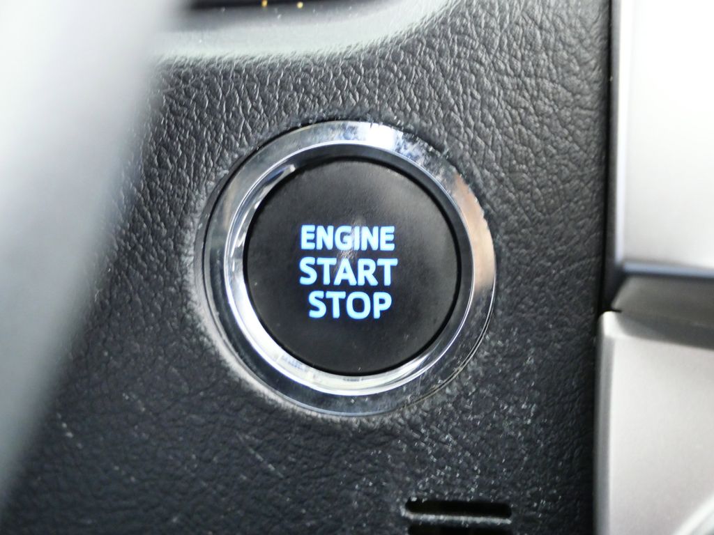 Thumbnail: 2022 Toyota 4Runner - 45