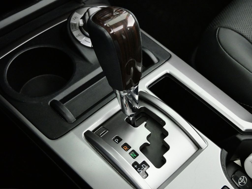 Thumbnail: 2022 Toyota 4Runner - 12