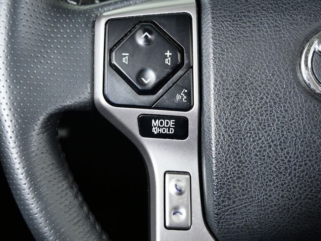 Thumbnail: 2022 Toyota 4Runner - 42