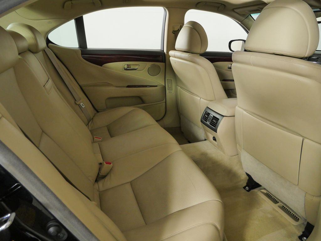 Thumbnail: 2007 Lexus LS - 11