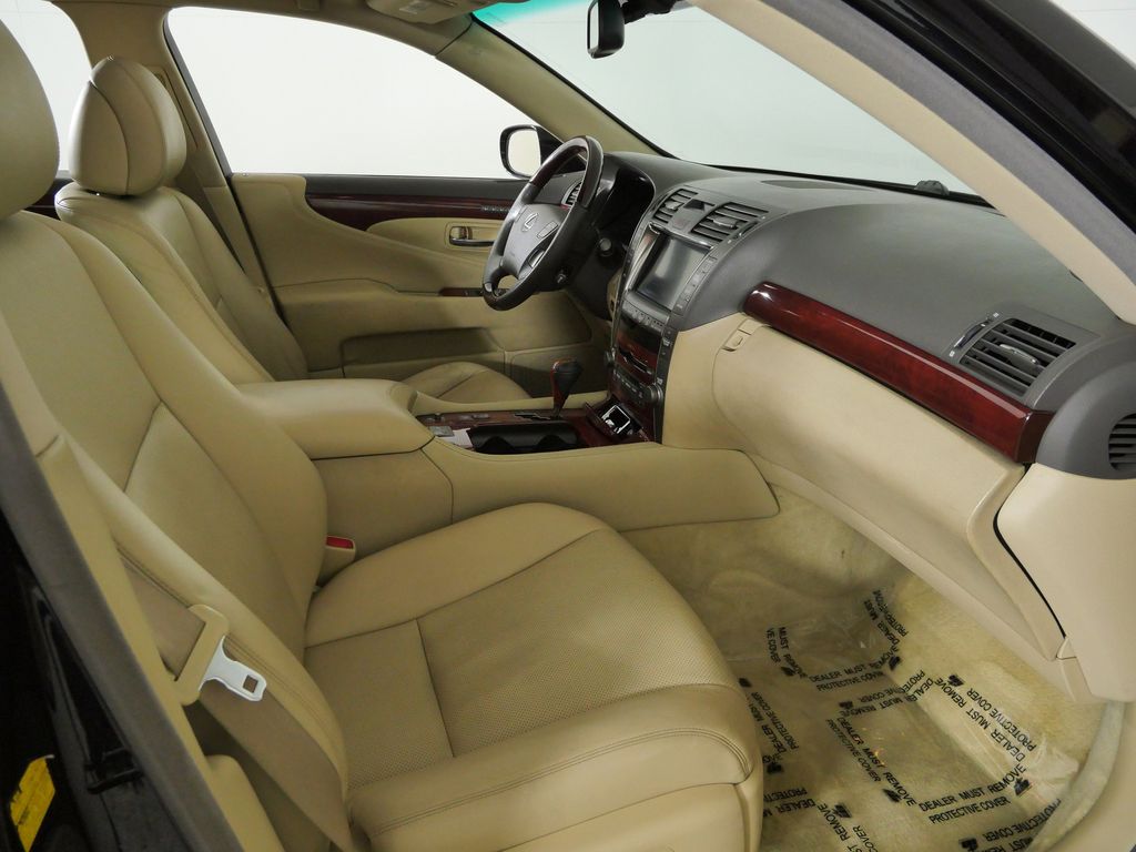 Thumbnail: 2007 Lexus LS - 9