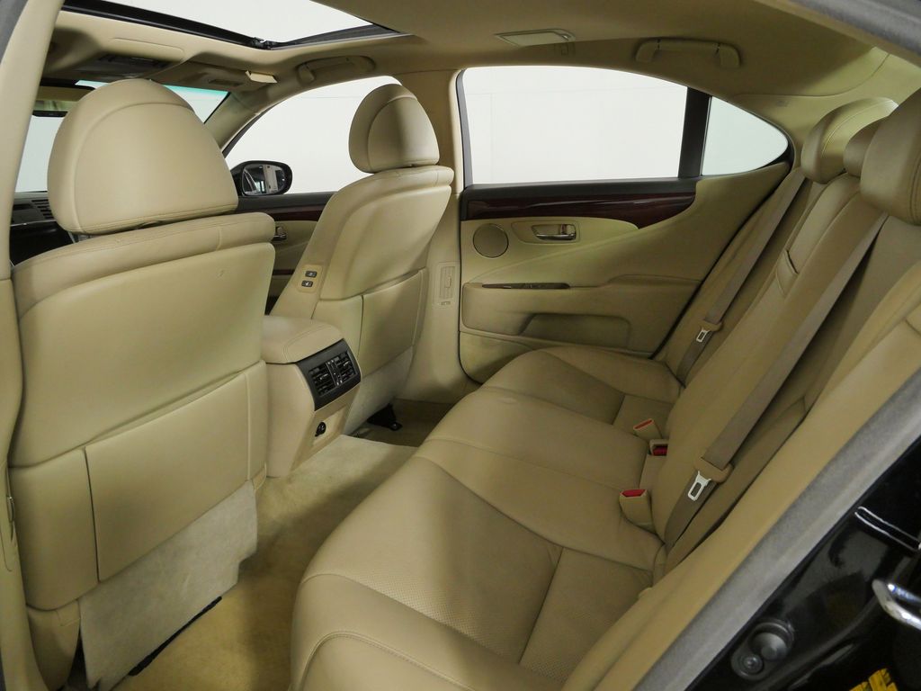 Thumbnail: 2007 Lexus LS - 33