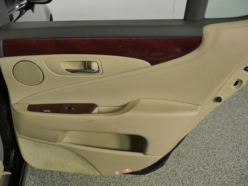 Thumbnail: 2007 Lexus LS - 29