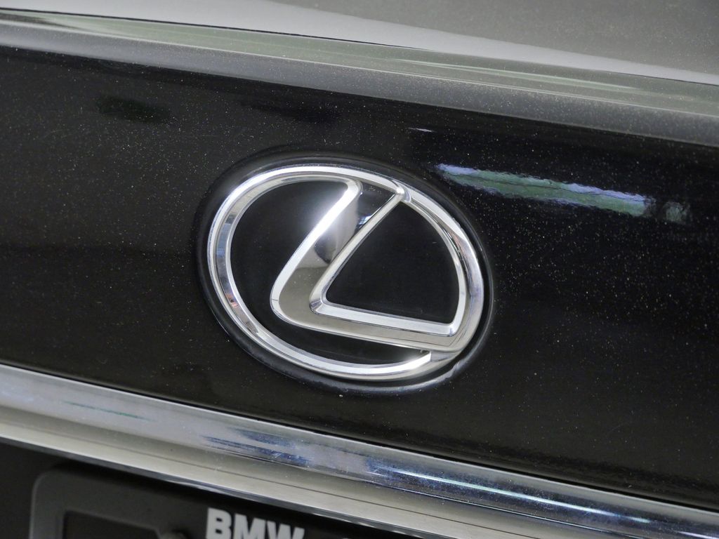 Thumbnail: 2007 Lexus LS - 7