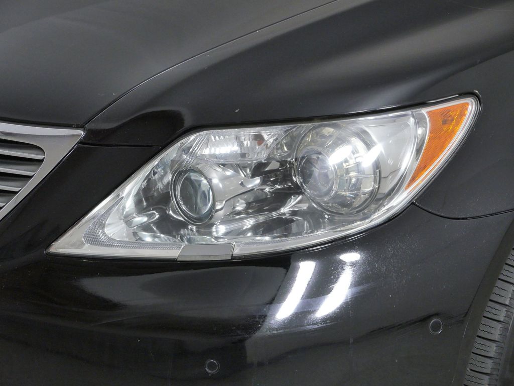 Thumbnail: 2007 Lexus LS - 17